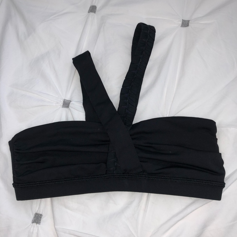 RARE Lululemon sports bra size 4